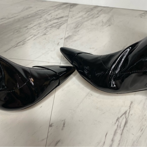 Schutz Pointy Toe Black Patent Heeled Bootie 6 1/2 B - Picture 12 of 16